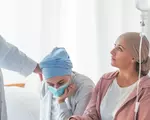 Prof. dr. Daniel Coriu: „Bagi pacientul în remisie completă, îl trimiți la transplant și el moare pe lista de așteptare”. Realitatea cruntă din centrele de transplant medular din România, supraaglomerate