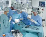 Un adolescent s-a trezit din anestezie cu 5 centimetri mai înalt, în Slovacia: explicația medicilor