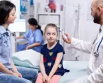 Un medic din Tulcea a ales să sape gropi pe șantiere pentru 250 lei pe zi, deși e criză de oncohematologi pediatri