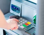 Banca din România care îți permite să depui bani la bancomat pe orice card, indiferent la ce bancă ai contul