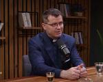 Părintele Francis Doboș, despre Dumnezeu, AI și fricile lumii moderne: „Fericirea e doar relațională. Nimeni nu este fericit singur”