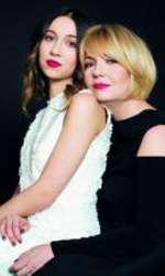 Emilia Popescu și Maria într-o ședință foto pentru Psychologies