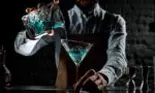 Cocktail pentru cei cu ochii albaștri