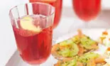 Cocteil de vin cu fructe