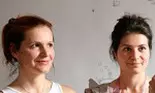 Afacerea zilei: Hainute pictate la…patru maini