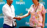Donatiile Pampers catre maternitatile din Romania continua si in 2012