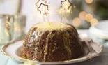 Pudding clasic cu smochine şi migdale