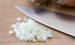 Trucul lui Gordon Ramsay să tai ceapa fin în câteva secunde