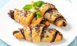 Cornulețe cu ciocolată din 3 ingrediente