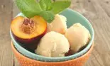 Culoare și aromă într-un desert răcoritor: înghețata de nectarine