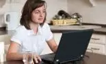 Vrei să câștigi un ban în plus? Iată câteva joburi pe care le poți face din confortul casei tale