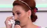 O cunoscută cântăreață de muzică populară a fost diagnosticată cu cancer la colon
