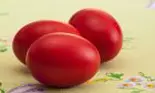 Cât timp pot fi consumate ouăle roșii preparate pentru masa de Paște
