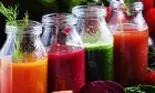 Cât de sănătoase sunt sucurile de detoxifiere