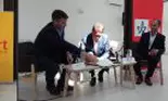 Elevii români vor învăța după manuale de calitate europeană