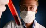 Moment istoric în medicină: testează-te acasă contra HIV cu o probă de salivă