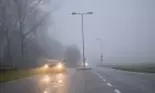 Șoferii trebuie să fie foarte atenți în trafic astăzi! Vizibilitatea este foarte redusă. Cod galben de ceață densă în mai multe județe