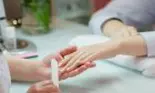 3 modele de manichiură la modă în 2018. Specialiștii îți spun ce să alegi dacă vrei să fii în tendințe