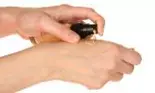 Cum măsori cantitatea corectă a produselor cosmetice pe care le folosești?