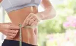 Cum să îți subțiezi talia vizibil cu ajutorul unui preparat simplu din hrean și lămâie! Scapi de un centimetru pe zi