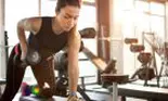 Exercițiile care te ajută să ai un bust perfect. Instructorul de fitness Bogdan Brândușa îți explică cum trebuie să procedezi pentru a-ți ridica și tonifia sânii