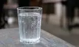 Mit sau realitate? Ce legătură este între consumul de apă minerală și obezitate?
