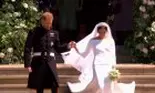 Prinţul Harry şi Meghan Markle sunt, oficial, soț și soție! Cei doi au plecat de la capela St. George. Imagini cu primul sărut