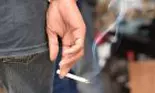 Fumatul, principala cauză care determină apariția unui anumit tip de cancer. Efectele nocive ale acestui obicei