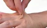 Simptome care arată că nu bei suficientă apă