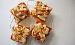 Pizza din felii de pâine. Simplu, rapid, delicios!
