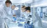 Cât costă testul care depistează peste 300 de mutaţii ale tumorilor canceroase? Iată ce beneficii poate avea pentru bolnavii de cancer