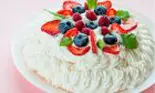 Cel mai bun desert pentru Sf. Ion – Tort de bezele