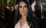 Bătrânețea nu o sperie pe Salma Hayek. Actrița se mândrește cu primele fire de păr alb