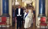 De ce toate doamnele au purtat rochii albe la banchetul organizat la Palatul Buckingham cu prilejul vizitei președintelui Donald Trump în Regatul Unit