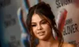 Selena Gomez, gafă vestimentară. Ținuta pe care a ales-o nu a reușit să o pună în valoare!