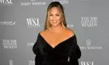 Chrissy Teigen s-a luptat cu depresia postnatală