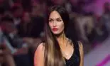 Megan Fox s-a afișat cu noul iubit la gala American Music Awards