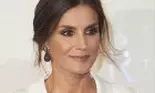Regina Letizia a Spaniei, splendidă într-o rochie roșie. Cea mai sexy apariție!