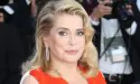 Actrița Catherine Deneuve, recuperare lentă după accidentul vascular suferit