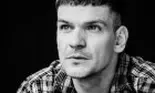 Tudor Chirilă, ironizat din nou de un membru CNA: „Aud c-a grăit iar cântăciosul fără voce, dând națiunii…”