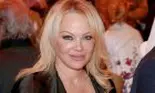 Pamela Anderson s-a căsătorit pentru a cincea oară. Cine este noul ei soț?