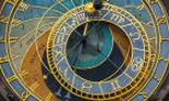 Horoscop 16 februarie. Zodia care trebuie să se abțină de la comentarii. Poate face o mare gafă!
