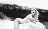 Alexadra Stan explică fotografiile în care apare în pielea goala