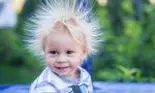 Iată ce trebuie să faci să nu ți se mai electrizeze părul