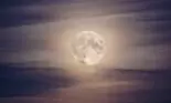 Horoscop 24 aprilie. O Lună Plină în Scorpion aduce un final de poveste