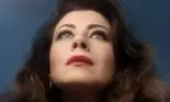 Corina Dănilă și-a găsit mașina cu parbrizul spart