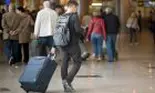 Românii continuă să amâne reîntoarcerea la muncă în străinătate