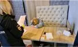 O lume bolnavă: o rusoaică a încercat să-și vândă bebelușul nou născut pe net. Voia să-și cumpere o pereche de cizme moderne