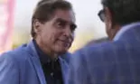 Cum arată Petre Roman la 75 de ani! Are părul vopsit și poartă haine elegante