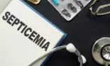 Ce este septicemia, infecția care îi pune viața în pericol marelui actor, Florin Piersic
